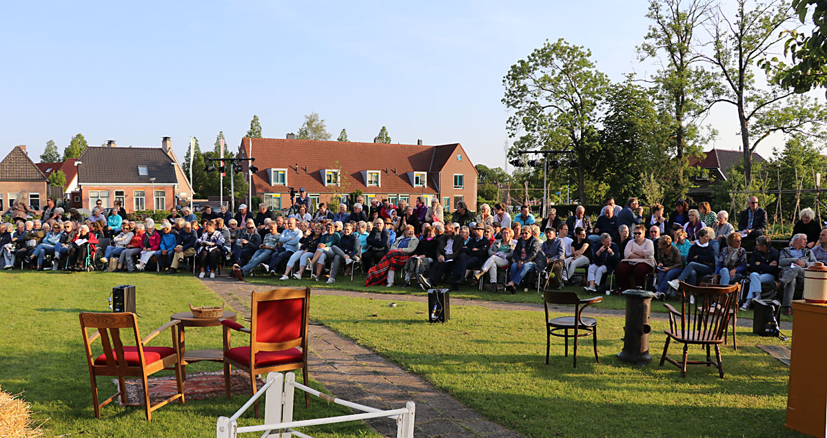 IMG 8589 publiek1200